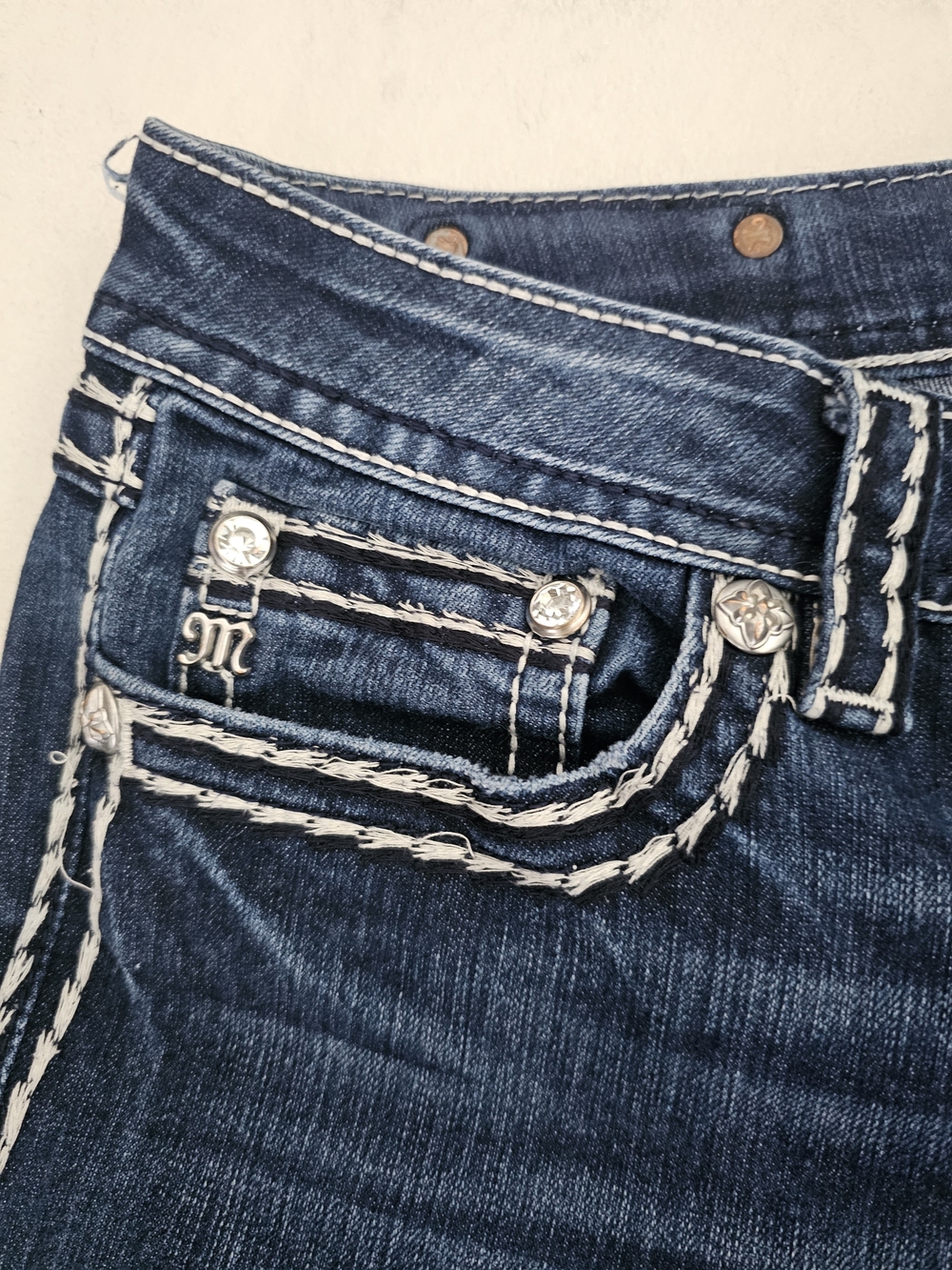 MissMe Wms Loose Saddle Stitch Border Bootcut Low-Rise Stretch Indigo Blue Sz 31 - Picture 10 of 16